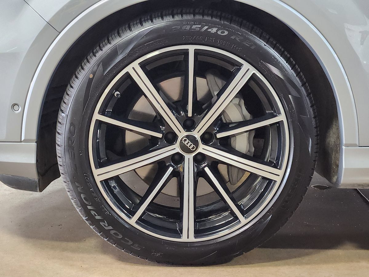 Used 2023 Audi Q7 3.0T Prestige AWD/4WD image 25