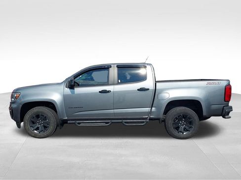 Used 2022 Chevrolet Colorado Z71 w/ Safety Package AWD/4WD image 2