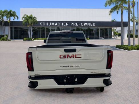Certified 2025 GMC Sierra 2500 Denali w/ Denali Reserve Package AWD/4WD image 6