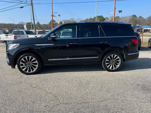 Used 2020 Lincoln Navigator Reserve w/ Luxury Package image 13