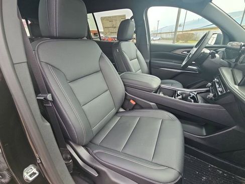 New 2026 Chevrolet Traverse LT w/ Midnight/Sport Edition FWD image 28