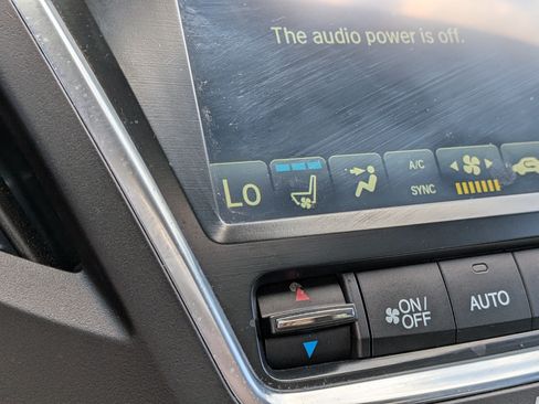 Used 2019 Acura MDX w/ Advance Package FWD image 31