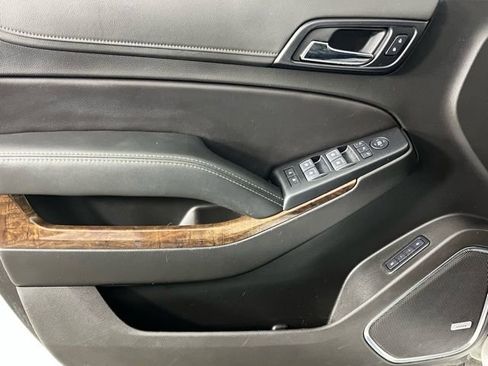 Used 2019 Chevrolet Tahoe LT w/ LT Signature Package image 22