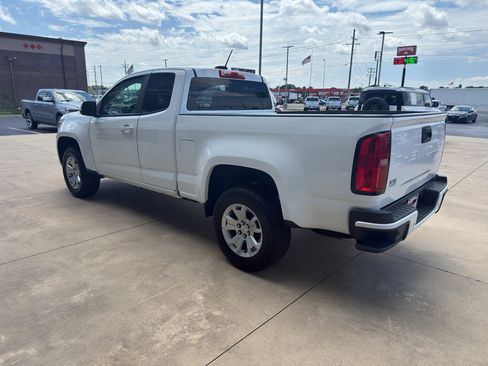 Used 2022 Chevrolet Colorado LT w/ Fleet Safety Package RWD image 7