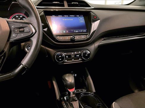 Used 2023 Chevrolet TrailBlazer RS w/ Sun and Liftgate Package image 6