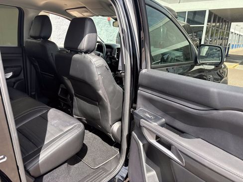 Used 2025 Ford Ranger Lariat w/ FX4 Off-Road Package AWD/4WD image 29