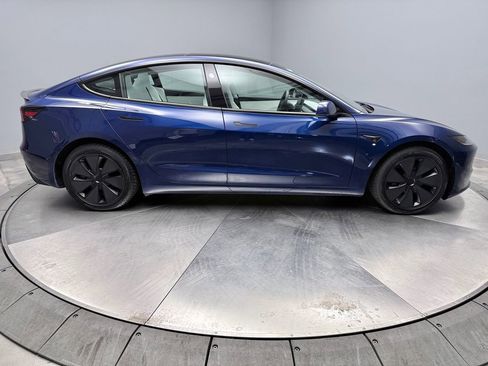 Used 2025 Tesla Model 3 Long Range AWD/4WD image 4