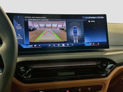 New 2026 BMW 330i xDrive Sedan w/ Premium Package AWD/4WD image 14