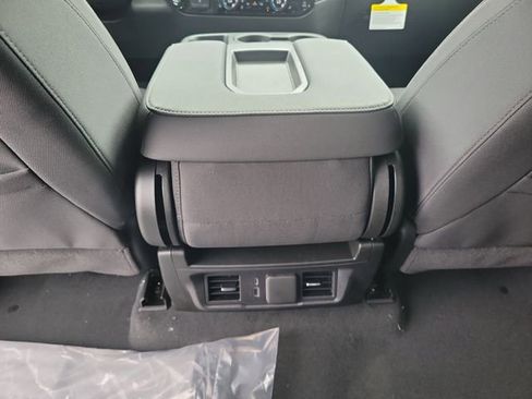 New 2026 GMC Sierra 1500 Elevation image 12