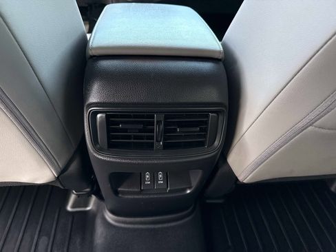 Used 2019 Honda CR-V EX-L image 17