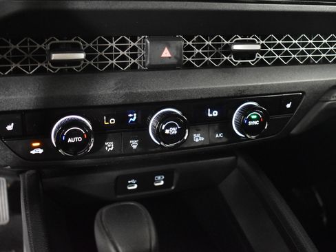 Certified 2024 Honda Accord EX image 30