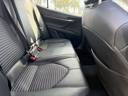 Used 2023 Toyota Camry SE image 10