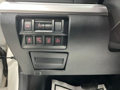 Used 2019 Subaru Legacy 2.5i Premium AWD/4WD image 14