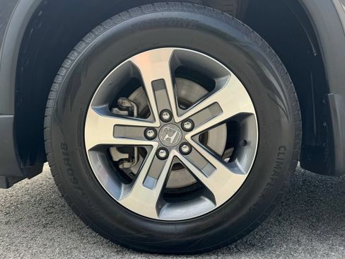 Used 2023 Honda Pilot EX-L image 9