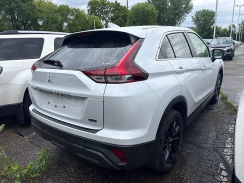 Used 2025 Mitsubishi Eclipse Cross LE AWD/4WD image 2