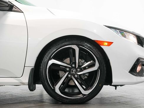 Used 2020 Honda Civic Sport image 9