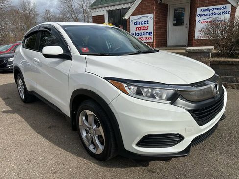 Used 2021 Honda HR-V LX image 10