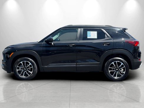 Used 2025 Chevrolet TrailBlazer LT AWD/4WD image 5