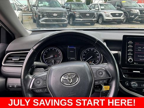 Used 2022 Toyota Camry SE FWD image 16