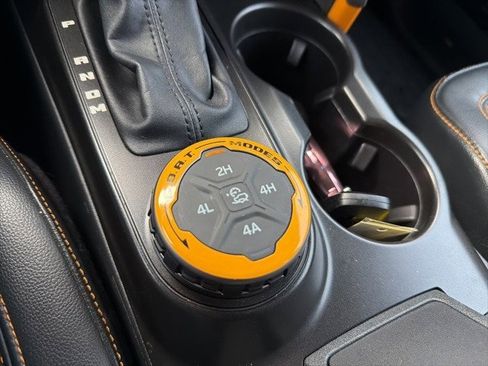 Used 2021 Ford Bronco Badlands image 37