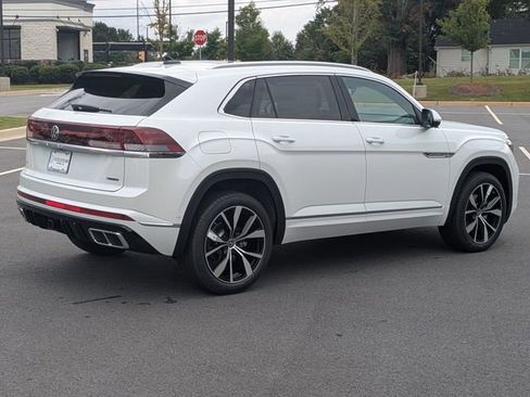 New 2026 Volkswagen Atlas Cross Sport SEL Premium R-Line AWD/4WD image 4
