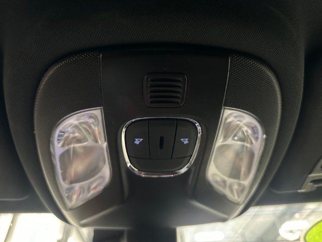 Used 2023 Jeep Compass Limited AWD/4WD image 30