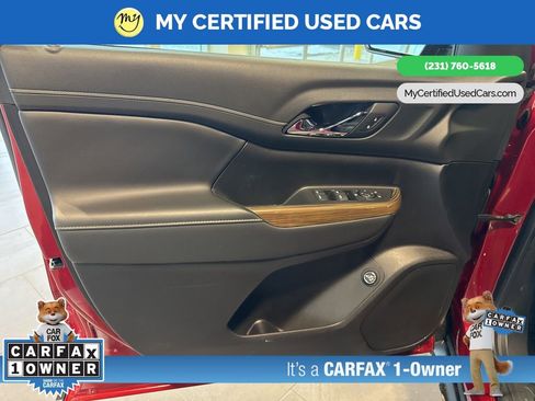 Used 2023 GMC Acadia SLE w/ Driver Convenience Package FWD image 19