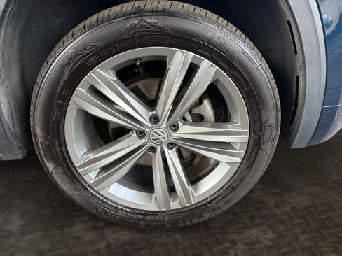 Used 2019 Volkswagen Atlas SEL R-Line image 42