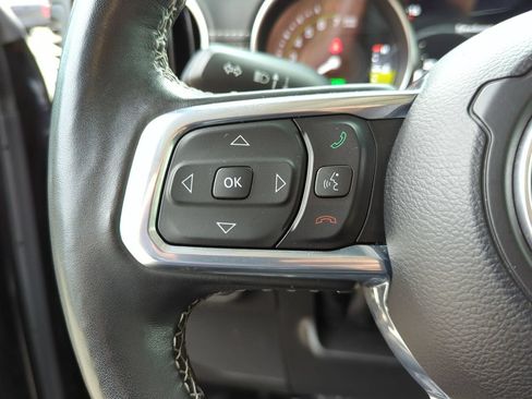 Used 2023 Jeep Wrangler Unlimited Sahara w/ Cold Weather Group AWD/4WD image 12