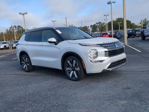 New 2026 Mitsubishi Outlander SEL FWD image 4