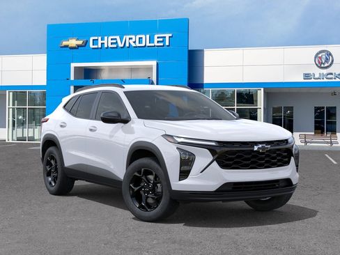 New 2026 Chevrolet Trax LT w/ Midnight Edition FWD image 26