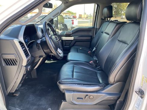 Used 2020 Ford F250 Lariat w/ FX4 Off-Road Package image 29