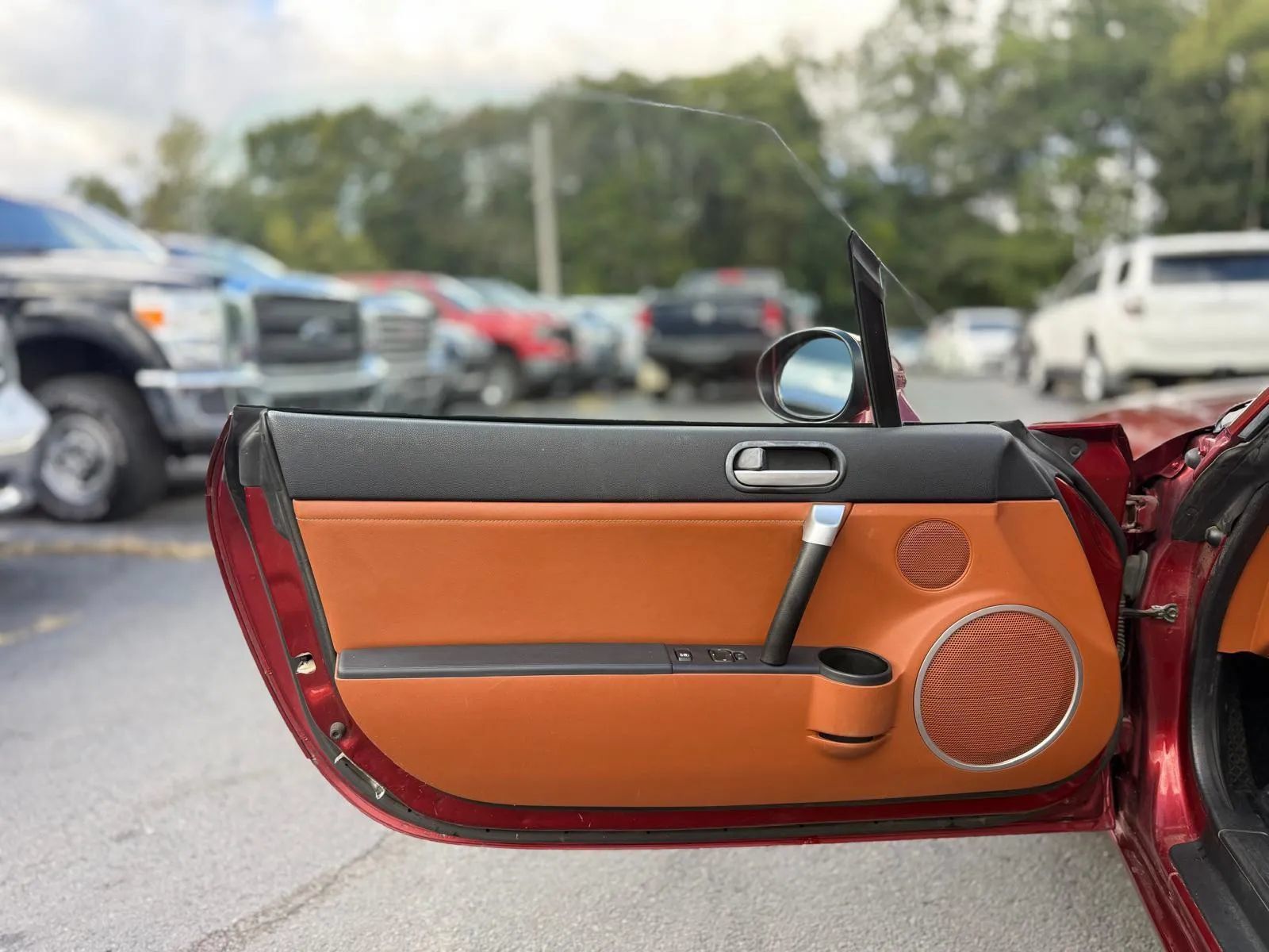 Used 2007 MAZDA MX-5 Miata Grand Touring w/ Premium Pkg RWD image 25