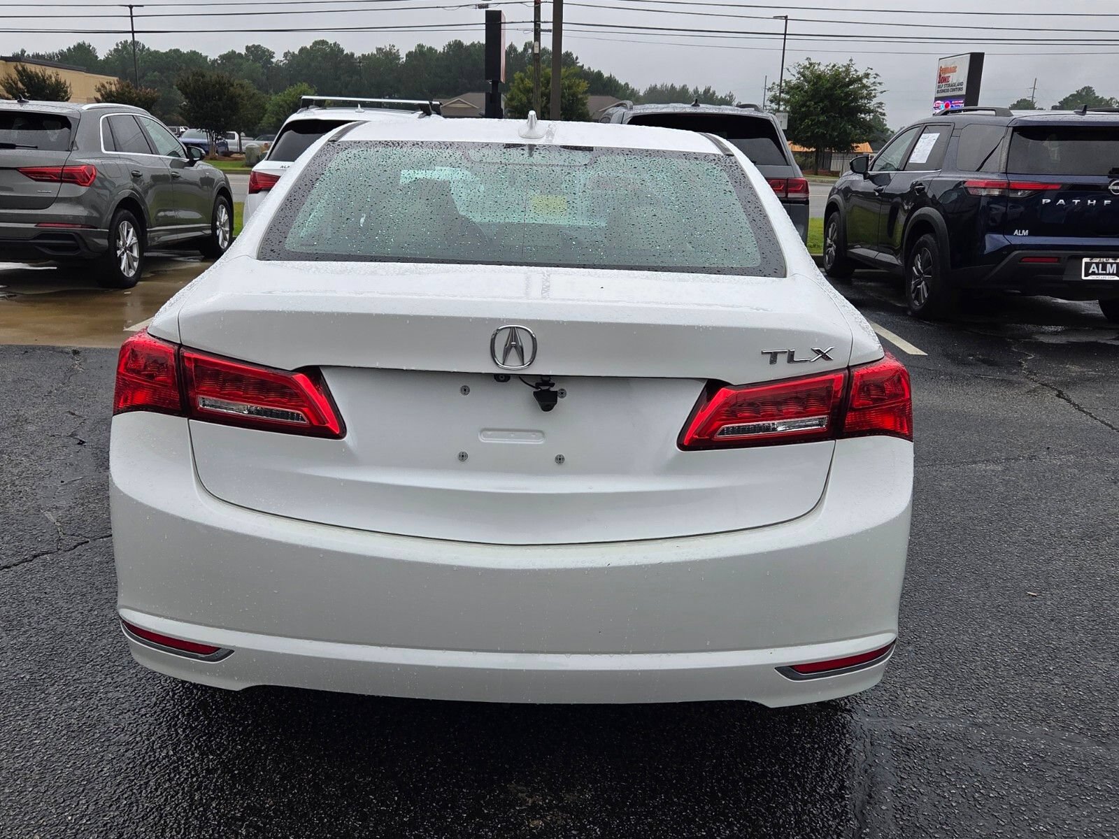 Used 2019 Acura TLX FWD image 10