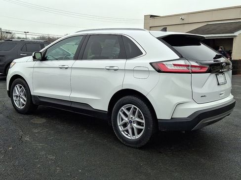 Used 2022 Ford Edge SEL w/ Convenience Package image 4