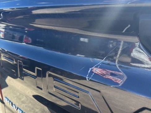 Used 2023 Chevrolet Silverado 1500 LT w/ Protection Package image 8