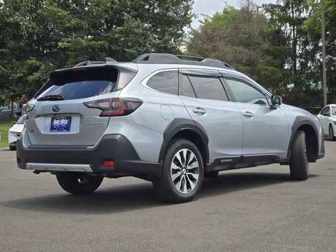Used 2024 Subaru Outback Limited XT w/ Popular Package #2 AWD/4WD image 16