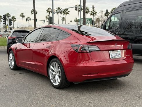 Used 2022 Tesla Model 3 Performance image 7