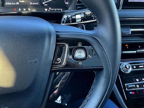 Used 2022 Lincoln Corsair Standard image 18