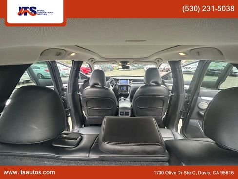 Used 2019 INFINITI QX50 Essential w/ Premium Audio Package image 15