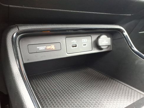 Certified 2023 Honda CR-V EX image 25