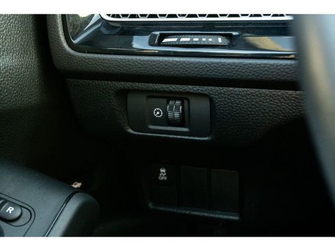 Used 2025 Honda Civic Sport image 29