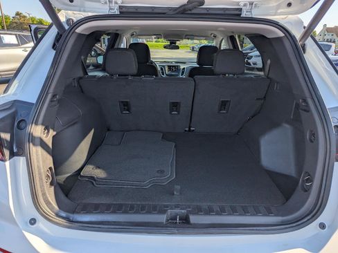 Used 2023 Chevrolet Equinox LT AWD/4WD image 29