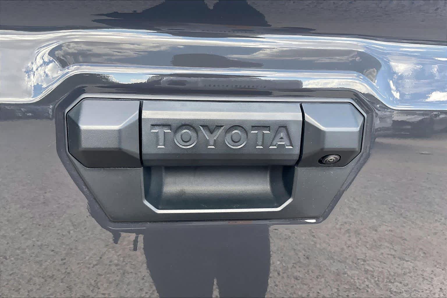 Used 2026 Toyota Tacoma SR5 RWD image 30