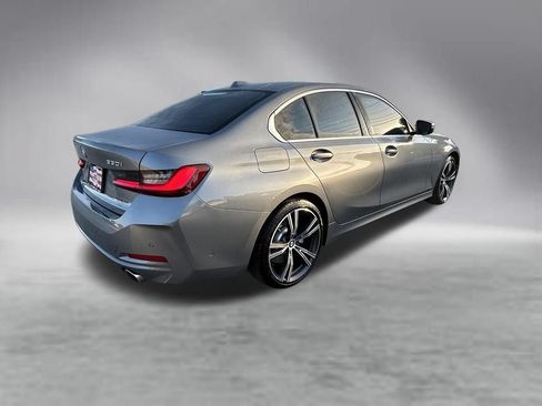 Used 2024 BMW 330i Sedan w/ Convenience Package RWD image 4