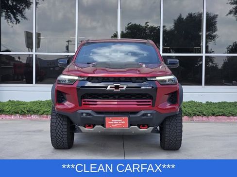 Used 2025 Chevrolet Colorado ZR2 w/ Technology Package AWD/4WD image 2