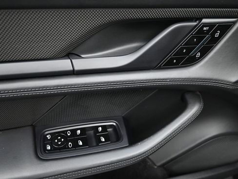 Certified 2020 Porsche Taycan Turbo image 12