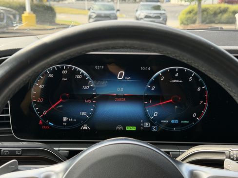 Used 2023 Mercedes-Benz GLS 450 4MATIC image 13