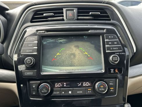 Used 2018 Nissan Maxima 3.5 SV FWD image 20