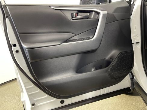 Certified 2025 Toyota RAV4 LE image 17